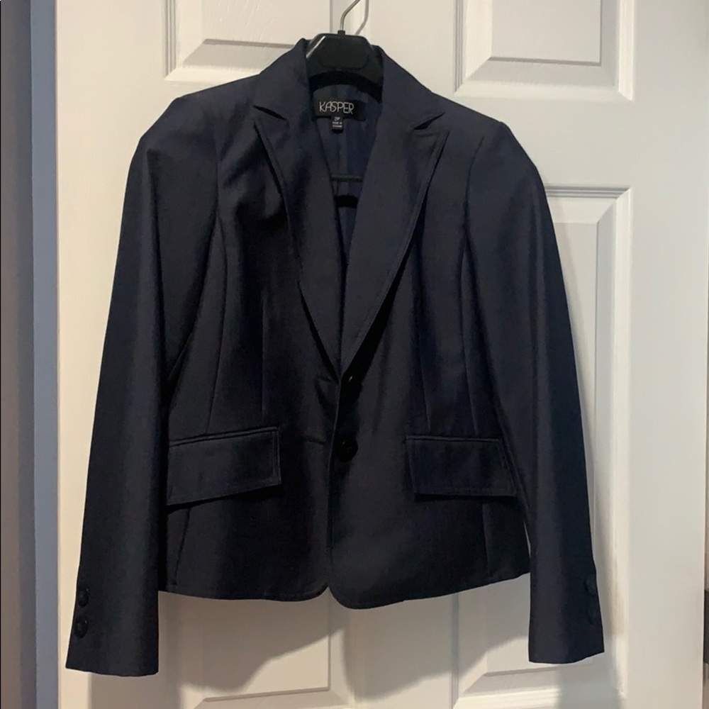 Women’s Pant Suit